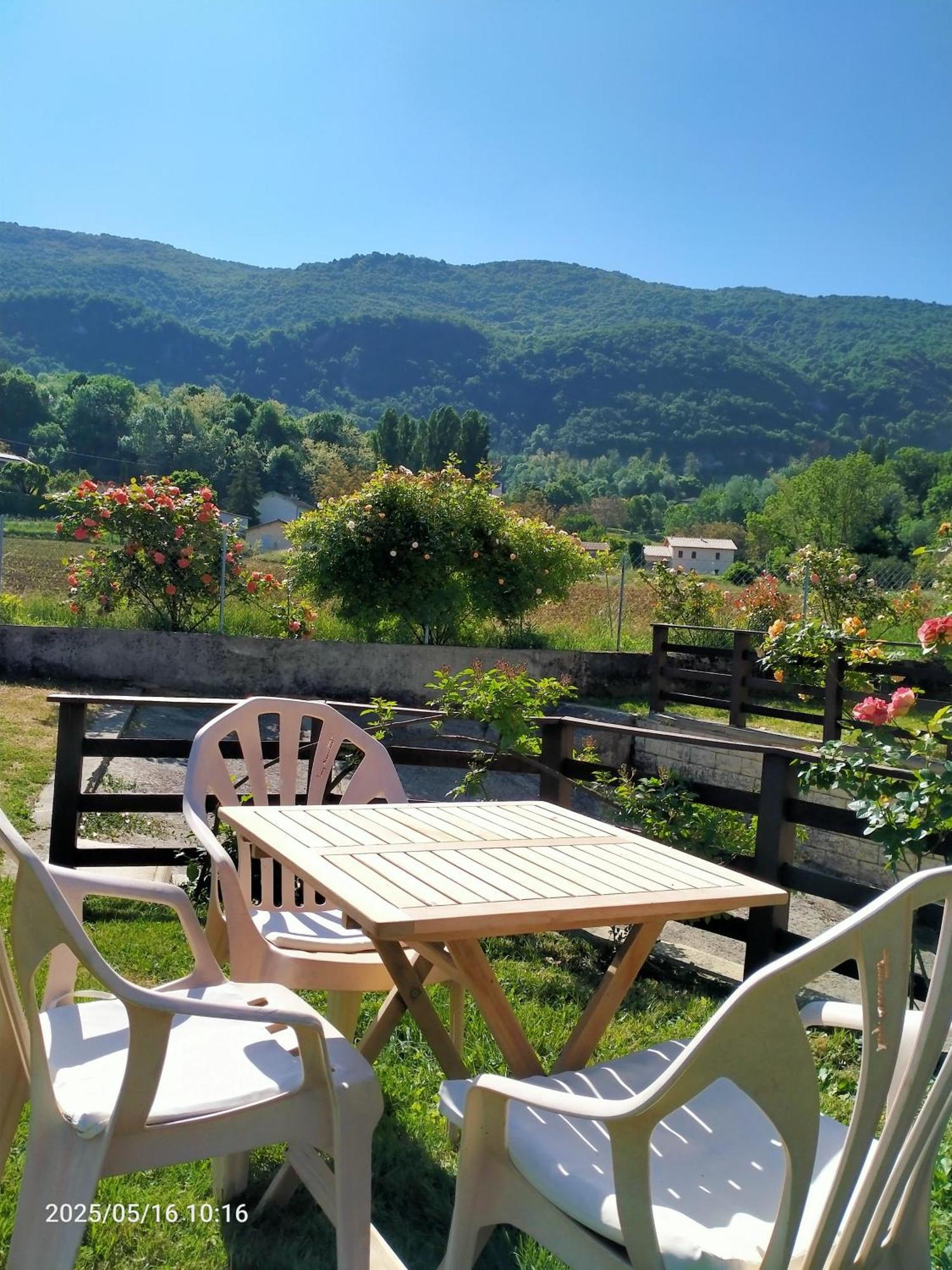 D'hotes & L'hosting Noix Alloggio in famiglia Hostun